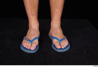 Louis flip flop foot shoes 0001.jpg
